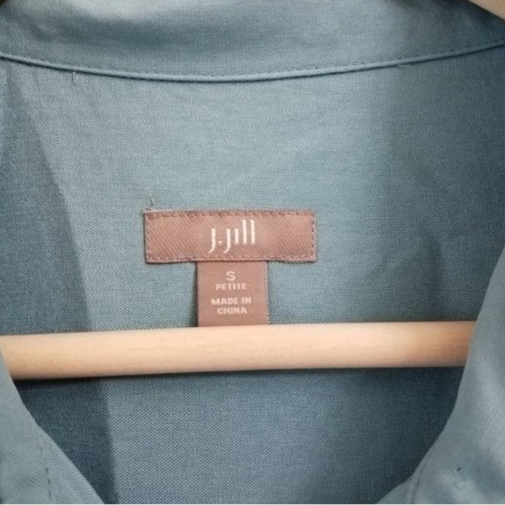 J Jill silk long sleeve button down blouse